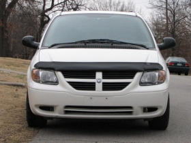 2005 Dodge Grand Caravan Front